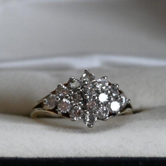 VTG Gold and Cubic Zirconia Cluster Ring Size 8 - Picture 2 of 14